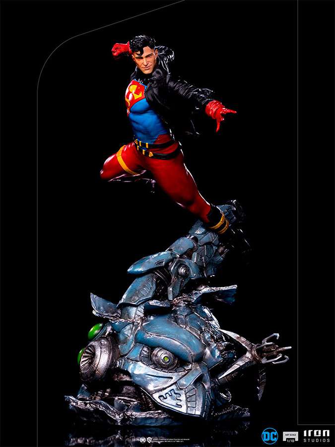 Superboy deluxe 1/10 art Staty