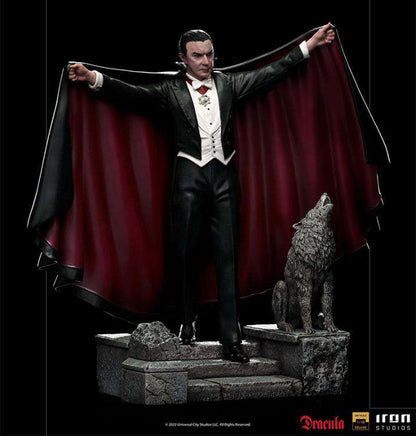 Universal monsters dracula 1/10 dlx stat