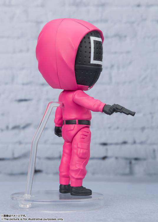 Squid game masked manager figuarts mini