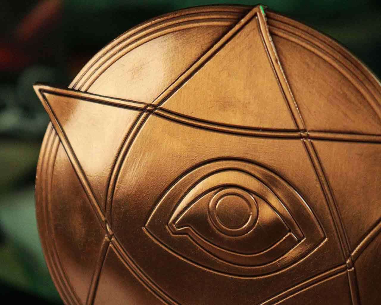 Arkham horror - limited edition replica elder sign amulet